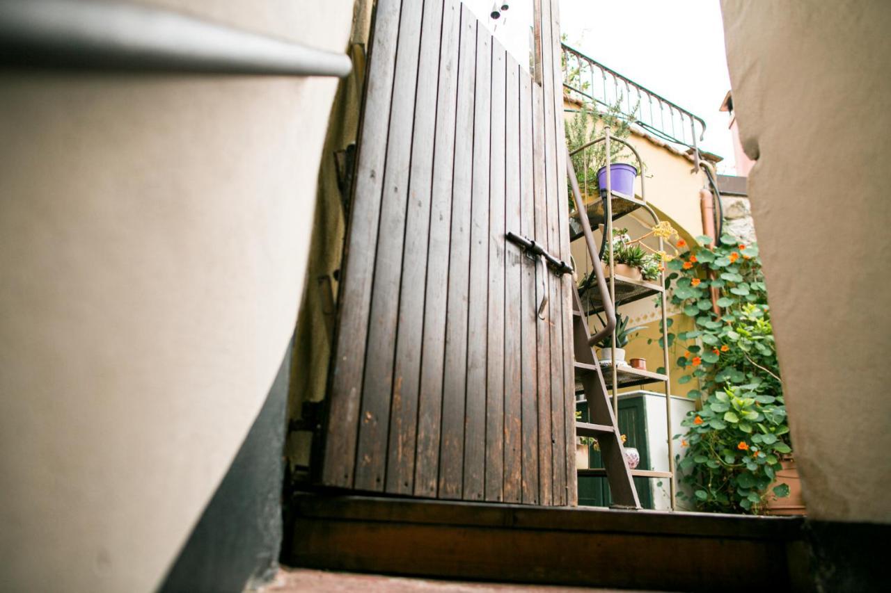 Bed and Breakfast Bb Le Gemme Dolceacqua Exterior foto